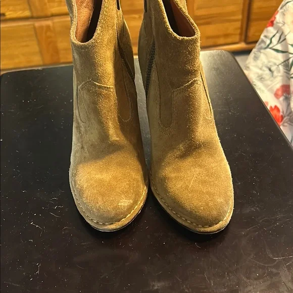 Frye Tan Suede Ankle Boots FRYE AND CO. WOMEN main image 4